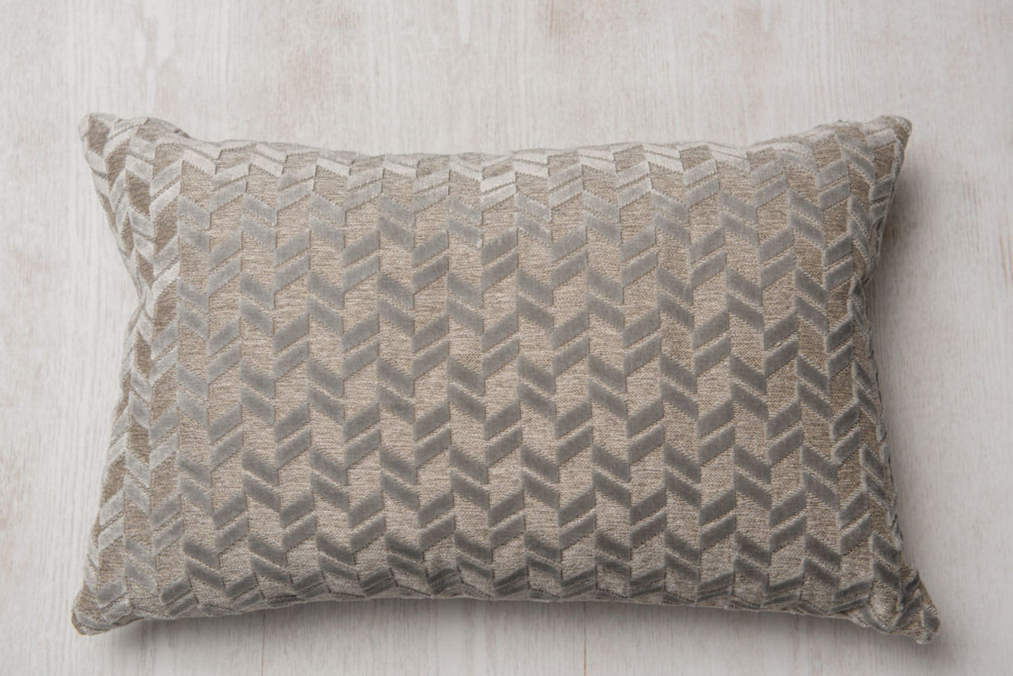 Metallic Leather & Jute Rug Plush Event Furnishings